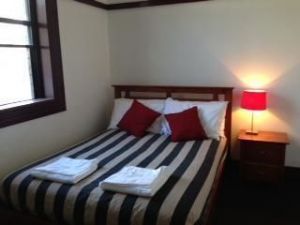 The Cooks Hill Hotel - Accommodation Georgetown
