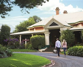 Historical Walk Through Russell Street - Accommodation Georgetown