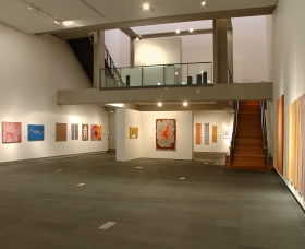 Glasshouse Regional Gallery - Accommodation Georgetown